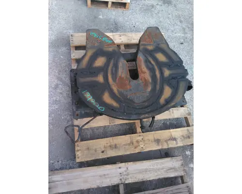 HOLLAND STATIONARY FIFTH WHEEL