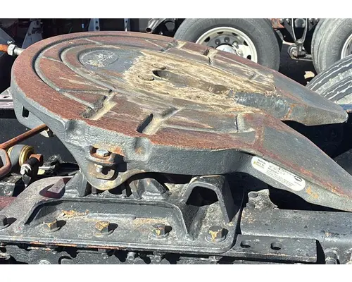 HOLLAND STATIONARY FIFTH WHEEL