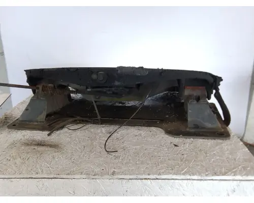 HOLLAND STATIONARY FIFTH WHEEL