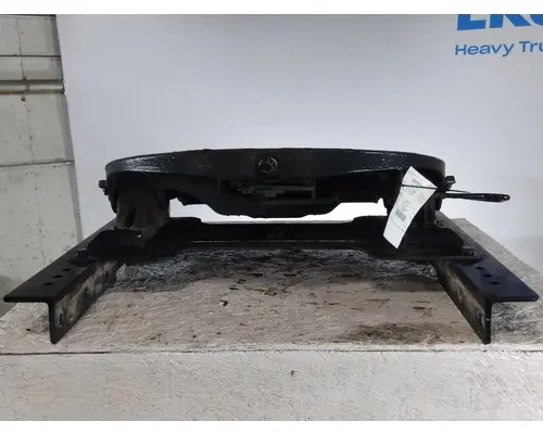 HOLLAND STATIONARY FIFTH WHEEL