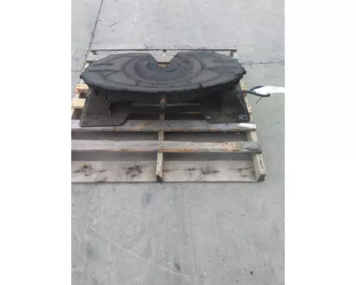 HOLLAND STATIONARY FIFTH WHEEL