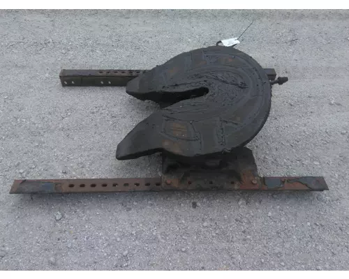 HOLLAND STATIONARY FIFTH WHEEL