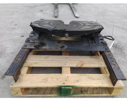 HOLLAND STATIONARY FIFTH WHEEL