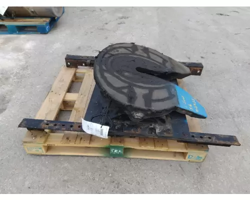 HOLLAND STATIONARY FIFTH WHEEL
