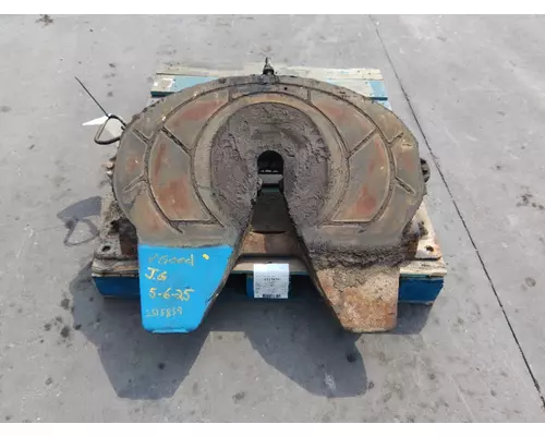 HOLLAND STATIONARY FIFTH WHEEL