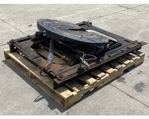 HOLLAND T660 Fifth Wheel
