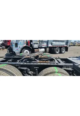 HOLLAND T680 Fifth Wheel