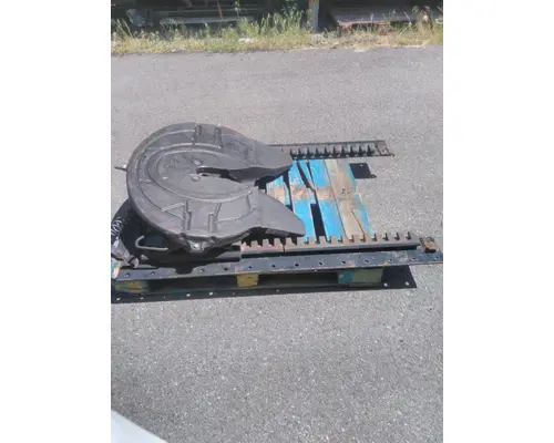 HOLLAND TOP PLATE FIFTH WHEEL PART