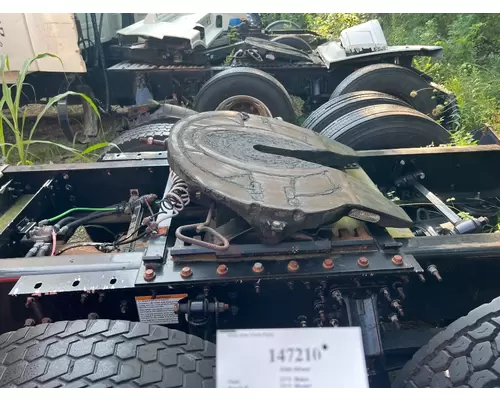 HOLLAND XA-351-A-80-L-P Fifth Wheel