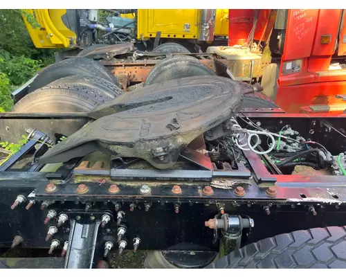 HOLLAND XA-351-A-80-L-P Fifth Wheel