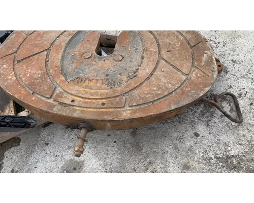 HOLLAND  Fifth Wheel