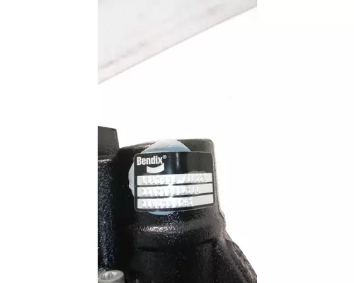 HONEYWELL-BENDIX 052518 Brake Caliper