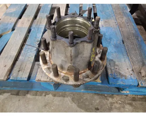 HUB PILOTED - ALUMINUM 10 LUG HUB