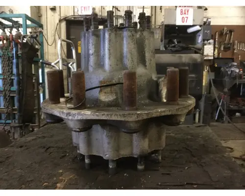 HUB PILOTED - ALUMINUM 10 LUG HUB