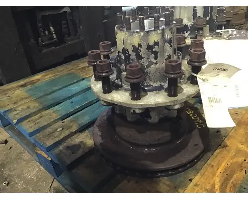 HUB PILOTED - ALUMINUM 10 LUG HUB