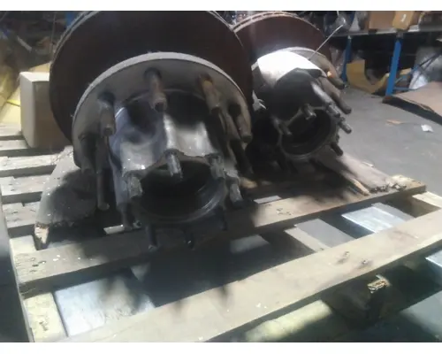 HUB PILOTED - ALUMINUM 10 LUG HUB