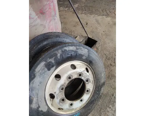 HUB PILOTED - ALUMINUM 19.5 X 6.75 WHEEL