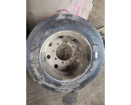 HUB PILOTED - ALUMINUM 19.5 X 6.75 WHEEL