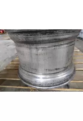 HUB PILOTED - ALUMINUM 22.5 X 13.00 WHEEL
