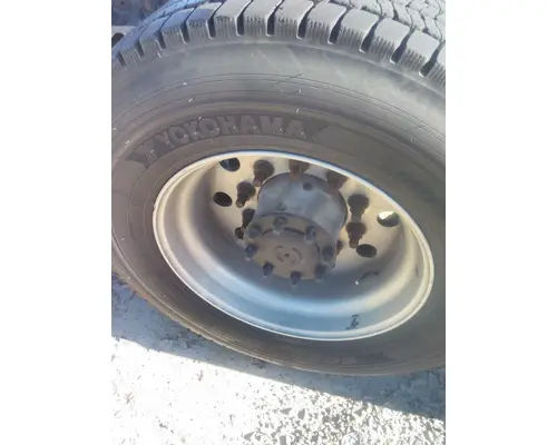 HUB PILOTED - ALUMINUM 22.5 X 14.00 WHEEL