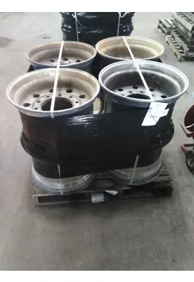 HUB PILOTED - ALUMINUM 22.5 X 14.00 WHEEL