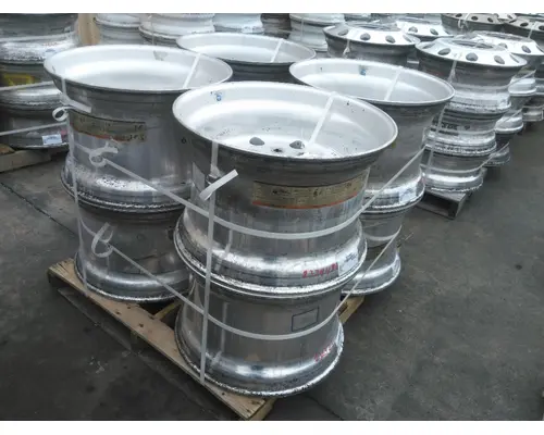 HUB PILOTED - ALUMINUM 22.5 X 14.00 WHEEL