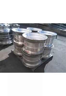 HUB PILOTED - ALUMINUM 22.5 X 14.00 WHEEL