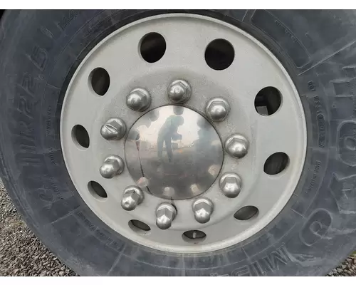 HUB PILOTED - ALUMINUM 22.5 X 8.25 WHEEL