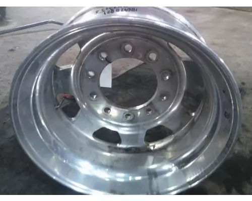 HUB PILOTED - ALUMINUM 22.5 X 8.25 WHEEL