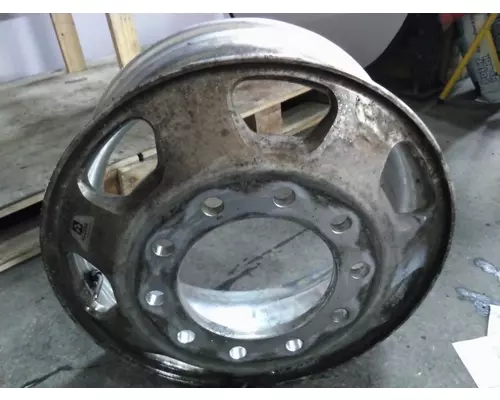 HUB PILOTED - ALUMINUM 22.5 X 8.25 WHEEL