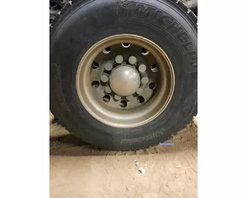 HUB PILOTED - ALUMINUM 22.5 X 8.25 WHEEL