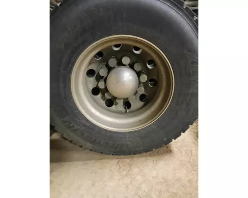 HUB PILOTED - ALUMINUM 22.5 X 8.25 WHEEL