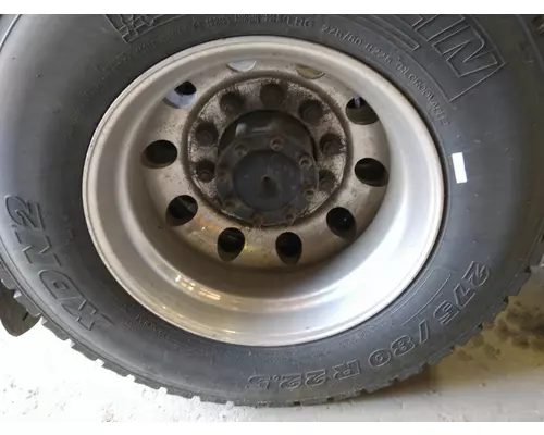 HUB PILOTED - ALUMINUM 22.5 X 8.25 WHEEL