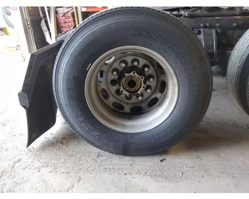HUB PILOTED - ALUMINUM 22.5 X 8.25 WHEEL