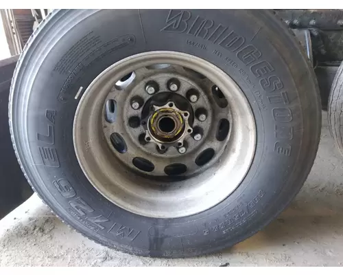 HUB PILOTED - ALUMINUM 22.5 X 8.25 WHEEL