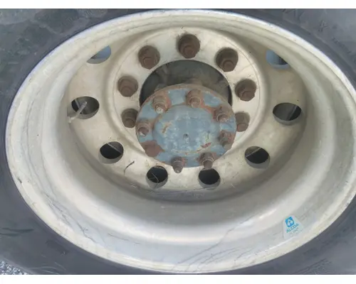 HUB PILOTED - ALUMINUM 22.5 X 8.25 WHEEL