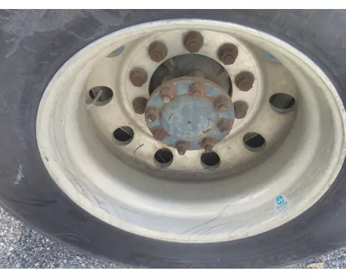 HUB PILOTED - ALUMINUM 22.5 X 8.25 WHEEL