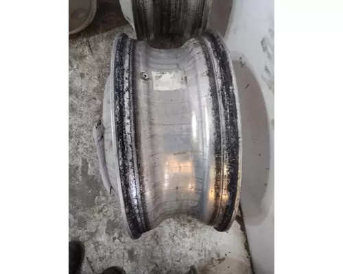 HUB PILOTED - ALUMINUM 22.5 X 8.25 WHEEL
