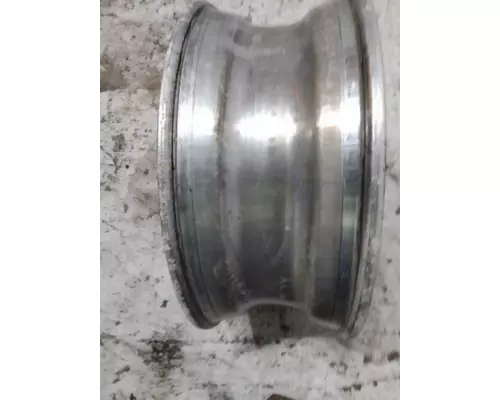 HUB PILOTED - ALUMINUM 22.5 X 8.25 WHEEL