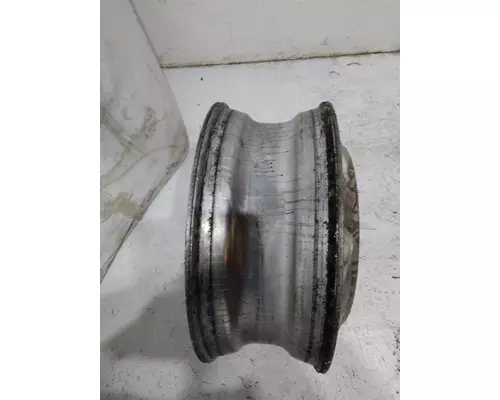 HUB PILOTED - ALUMINUM 22.5 X 8.25 WHEEL