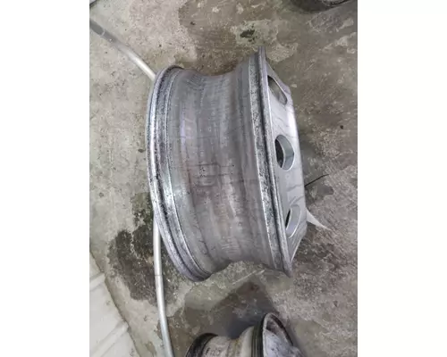 HUB PILOTED - ALUMINUM 22.5 X 8.25 WHEEL