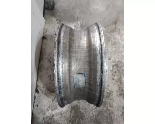 HUB PILOTED - ALUMINUM 22.5 X 8.25 WHEEL