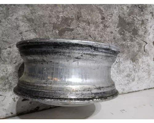 HUB PILOTED - ALUMINUM 22.5 X 8.25 WHEEL