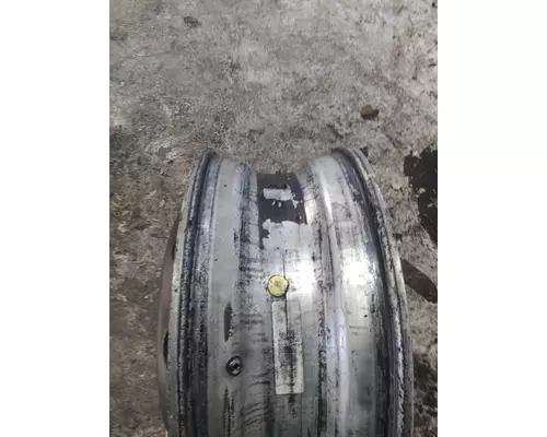 HUB PILOTED - ALUMINUM 22.5 X 8.25 WHEEL