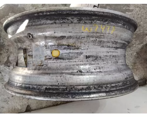 HUB PILOTED - ALUMINUM 22.5 X 8.25 WHEEL