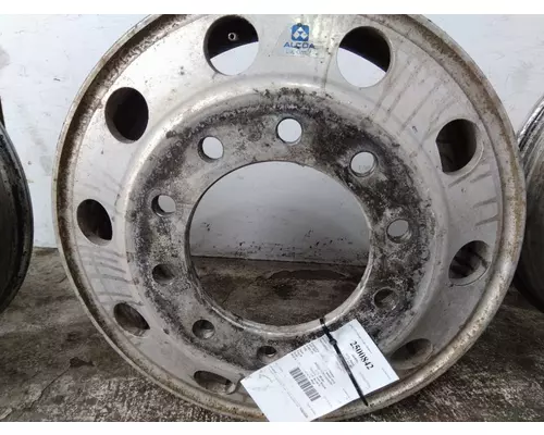 HUB PILOTED - ALUMINUM 22.5 X 8.25 WHEEL