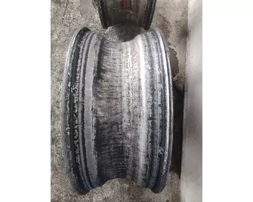 HUB PILOTED - ALUMINUM 22.5 X 8.25 WHEEL