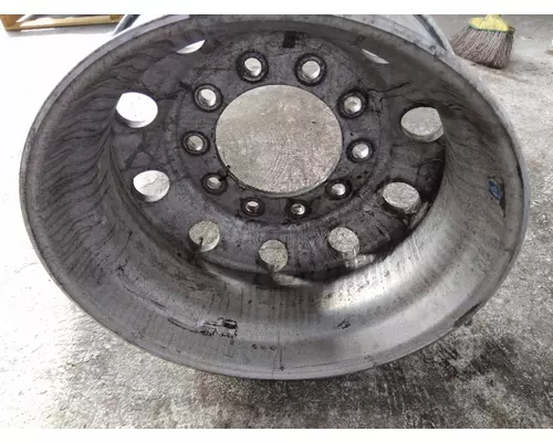 HUB PILOTED - ALUMINUM 22.5 X 8.25 WHEEL
