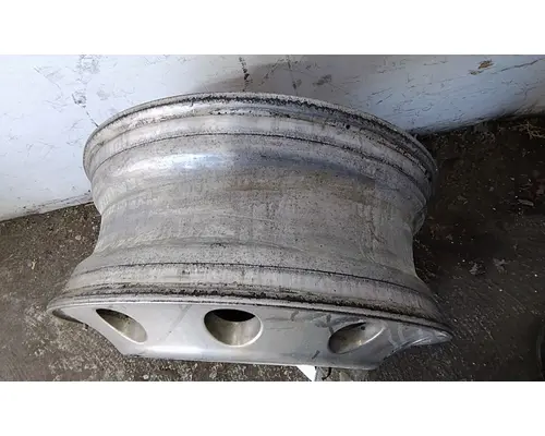 HUB PILOTED - ALUMINUM 22.5 X 8.25 WHEEL