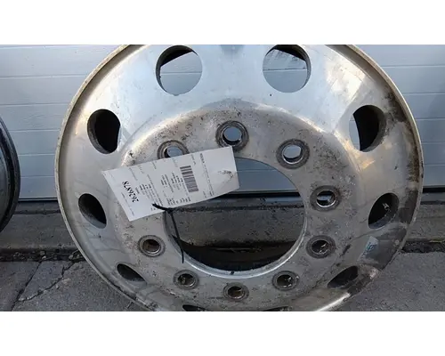 HUB PILOTED - ALUMINUM 22.5 X 8.25 WHEEL